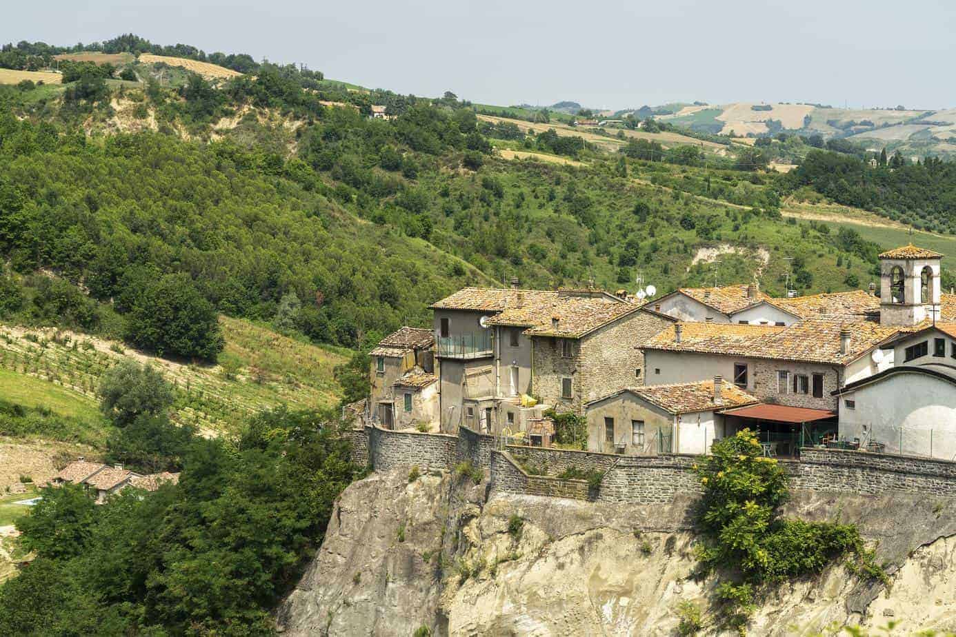 Panoramic view of Linaro, old village of Emilia Romagna